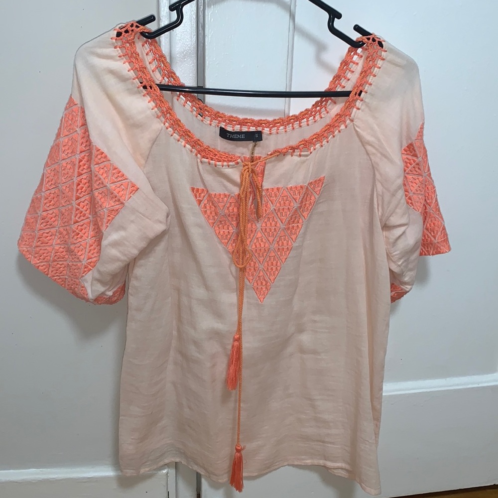 Peach top - Picture 2 of 2